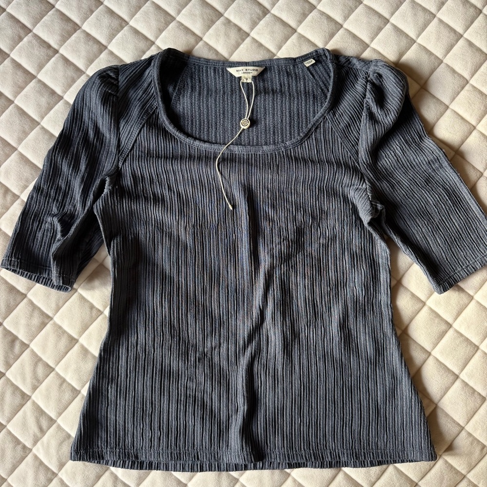 Max Studio London Navy Blue Grey Ribbed Scoop Neck Short Sleeve Top NWOT